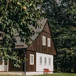 Chaloupka Dvě Sestry *