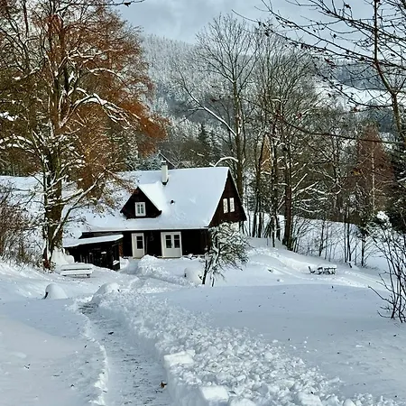 Chaloupka Dve Sestry